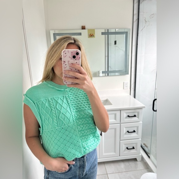 Free People Take The Plunge Vest in Ocean Lily NWT - Picture 11 of 11